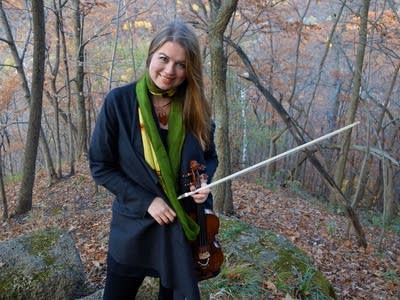8088b5 20151208 violinist lara st john