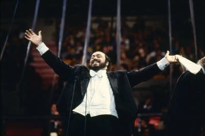 6a312a 20160126 luciano pavarotti
