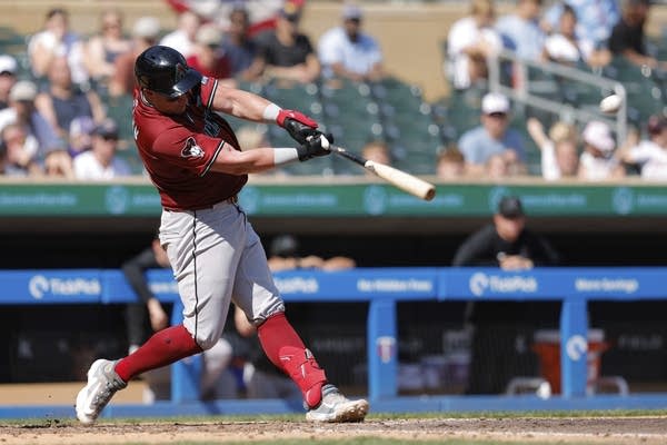 The Arizona Diamondbacks beat the Minnesota Twins 6-4