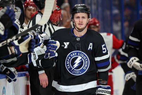 Carolina Hurricanes v Tampa Bay Lightning