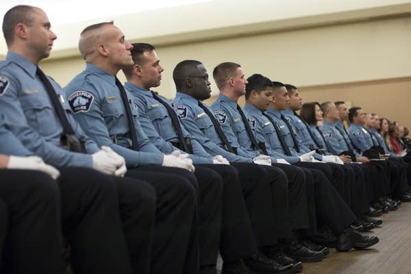 Minneapolis police recruits get less psychological testing than