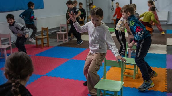 The “lump of labor fallacy” shows that the economy does not work like a game of musical chairs.