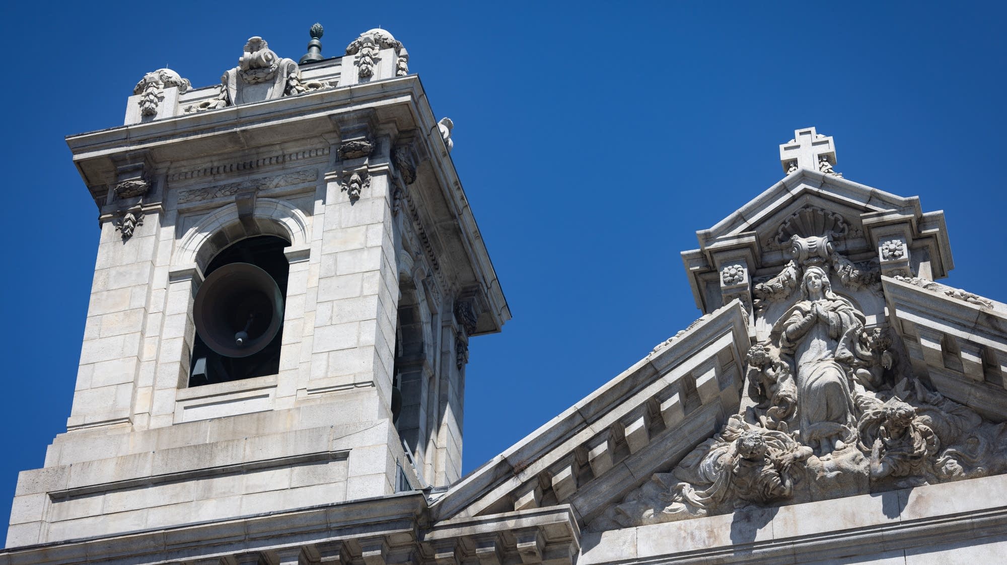7 arrested after reported break-in at basilica