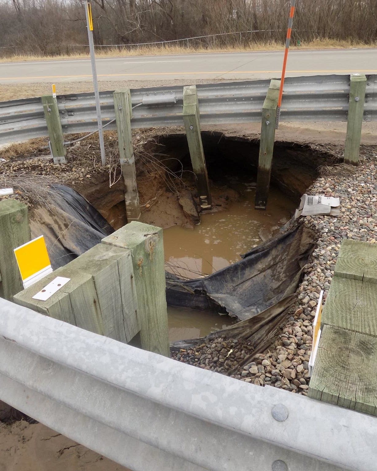 885826-20171203-a-sinkhole-on-