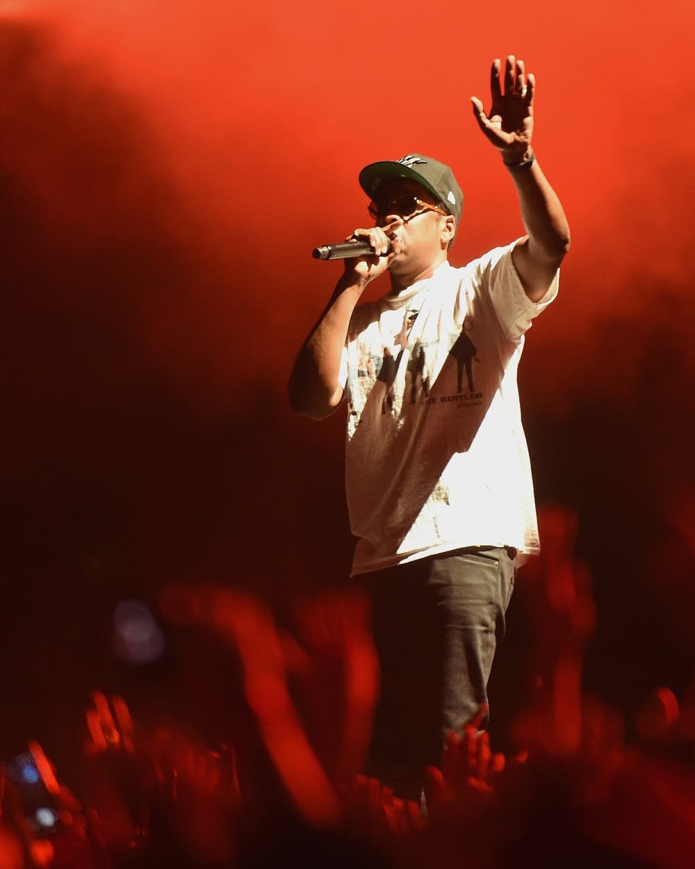 8df805-20170928-jay-z-performs