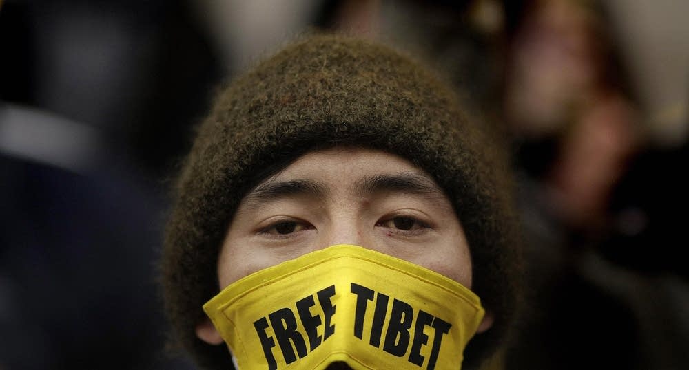 A demonstrator