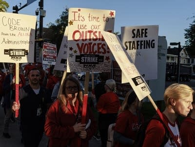 Nurses begin picketing 