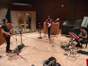 : Glass Animals