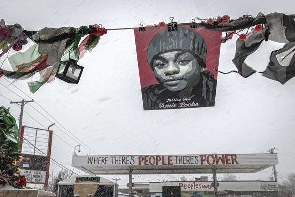 Appeals court says Locke family's wrongful death lawsuit against officer can move forward