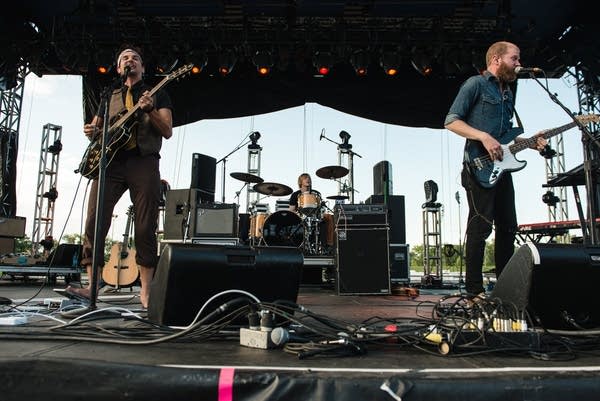 019_MNmusiconaStick_DSC9809