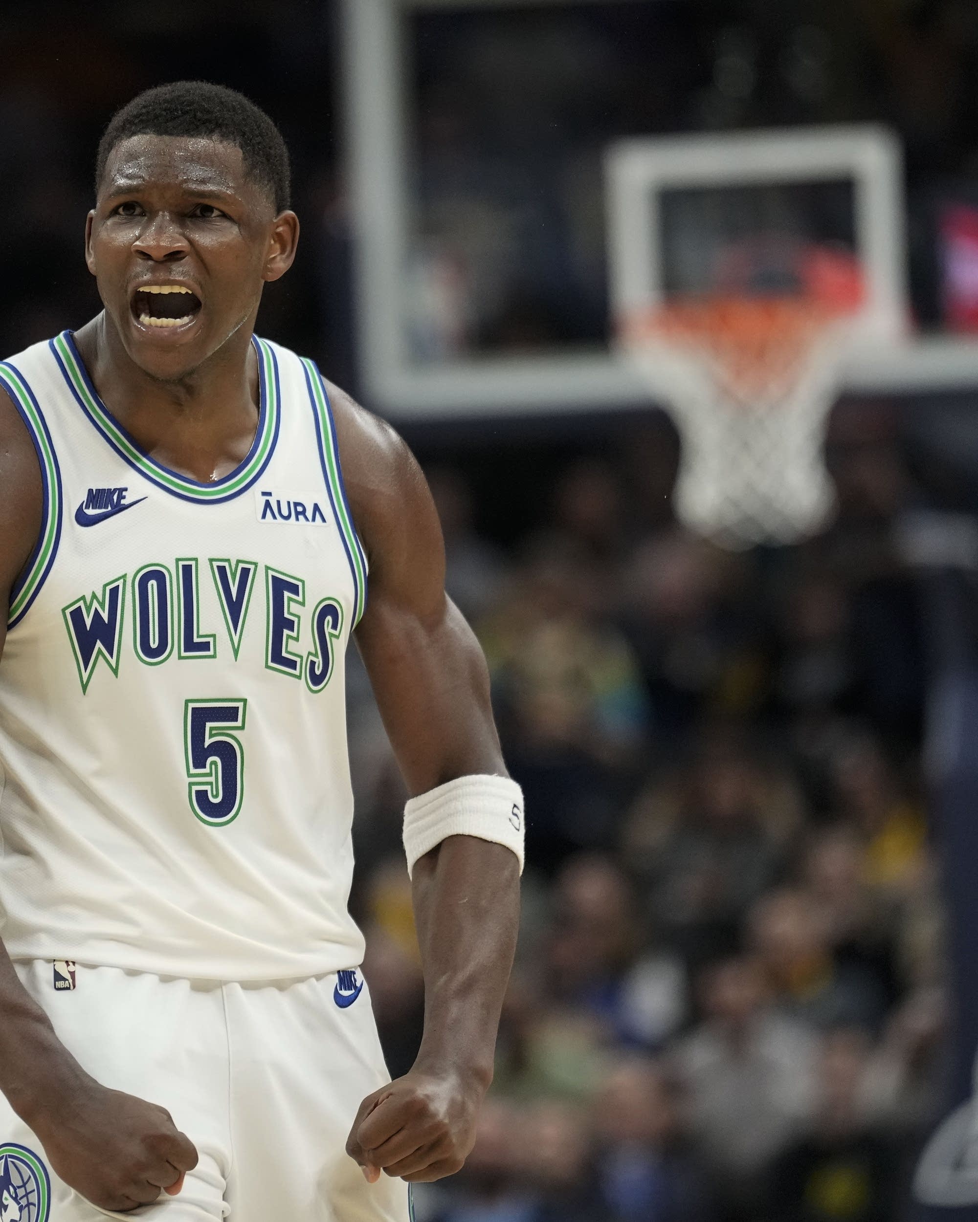 dad124-20240308-timberwolves-
