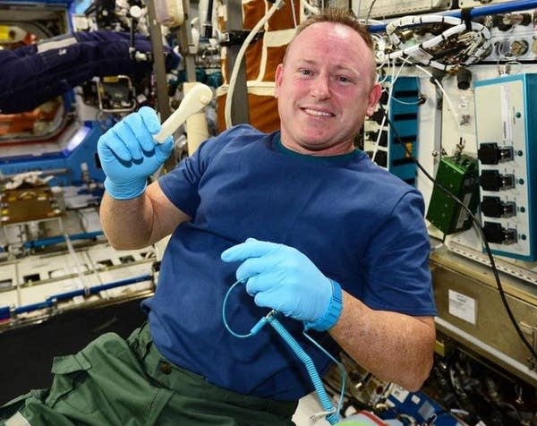 nasa_wrench