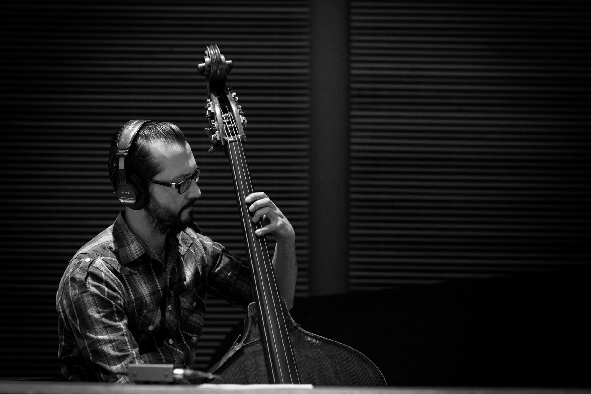 Barbara Jean performs in the Radio Heartland studio The Current