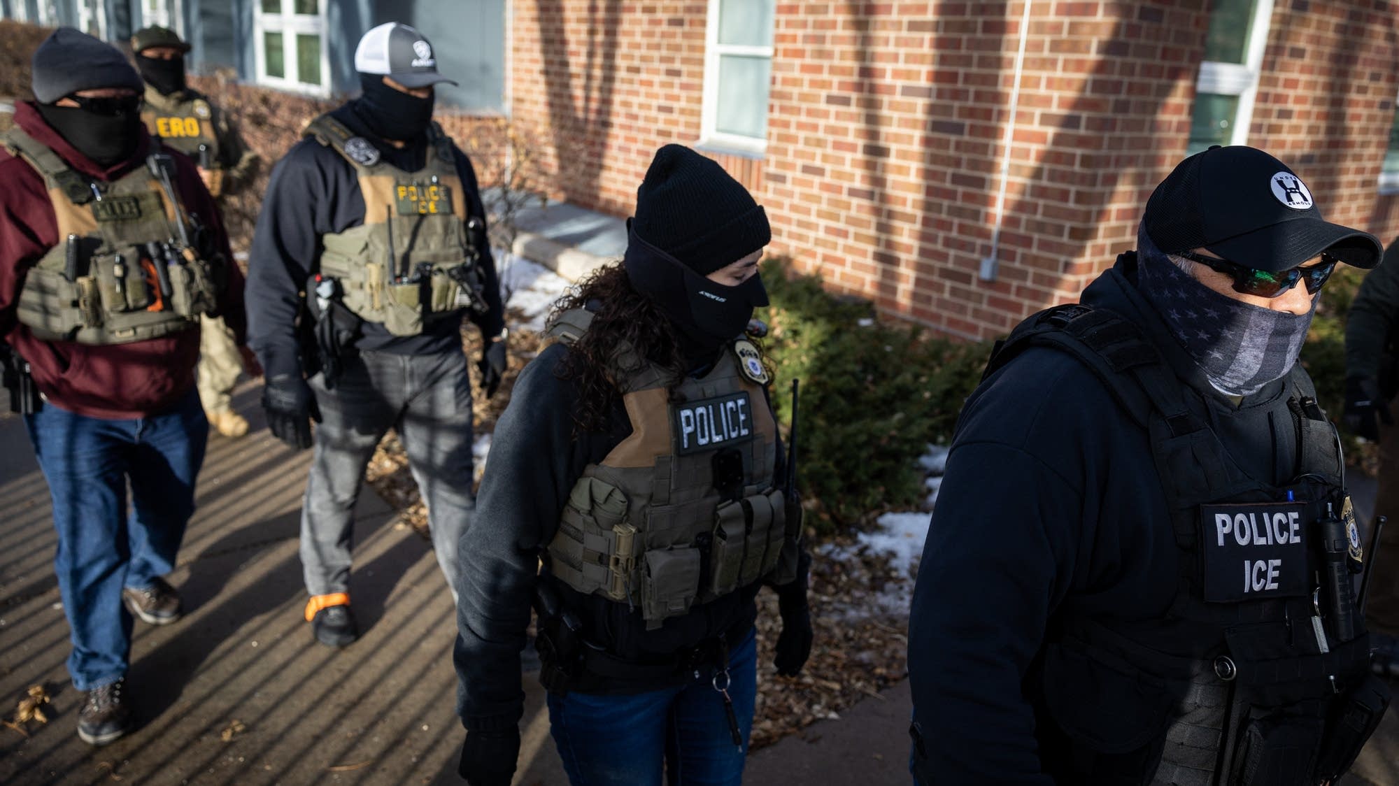 Amnesty International calls for the abolition of ICE