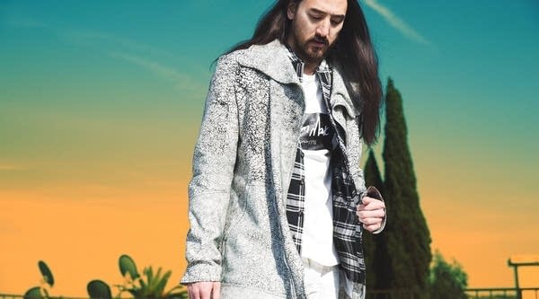 Aoki says to make it in the music industry you have to "be a chess player."