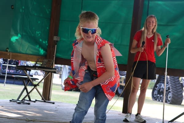 A kid dances