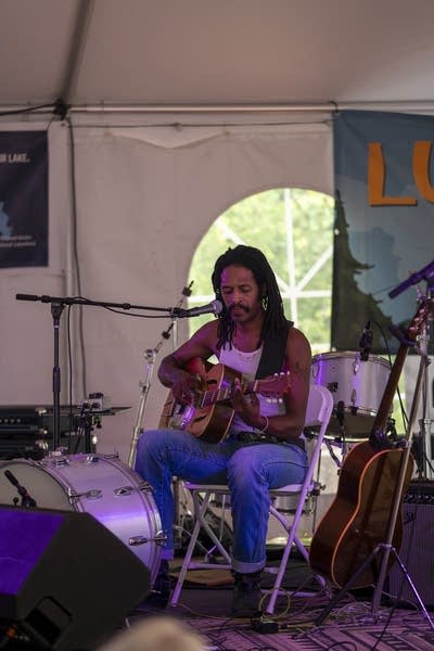 Nicky Diamonds performing on stage