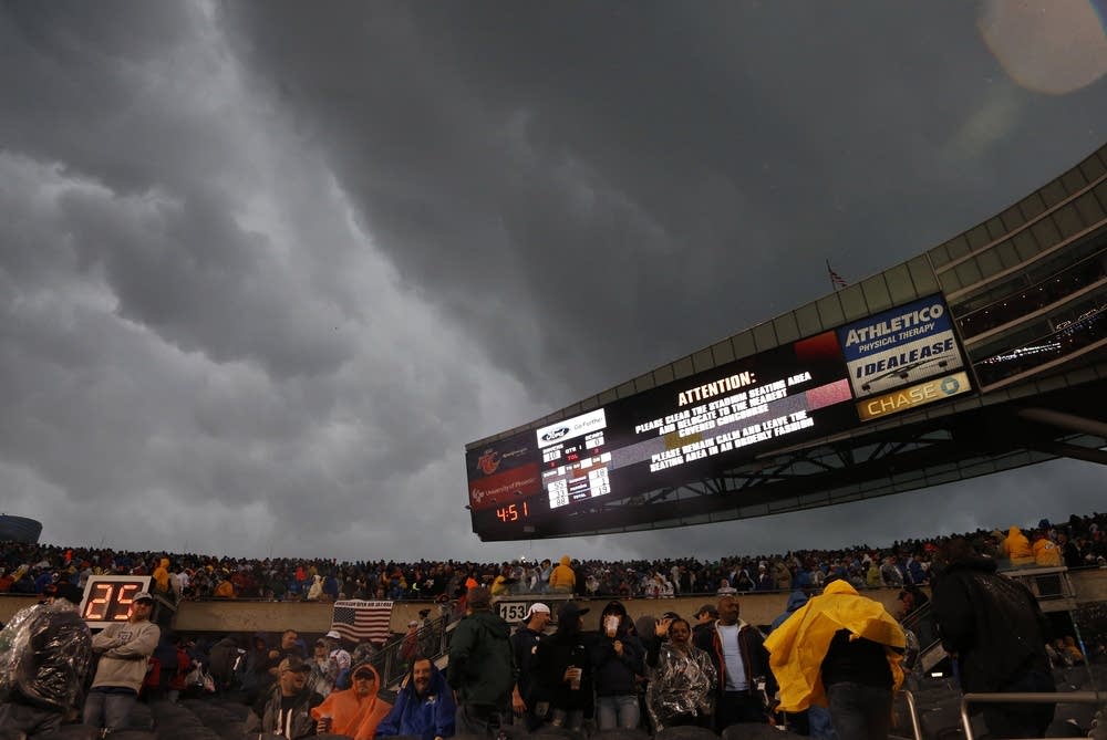 Storm at Bears game