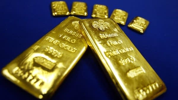 There’s gold in them there central banks!