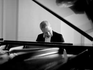 Pianist Jeremy Denk