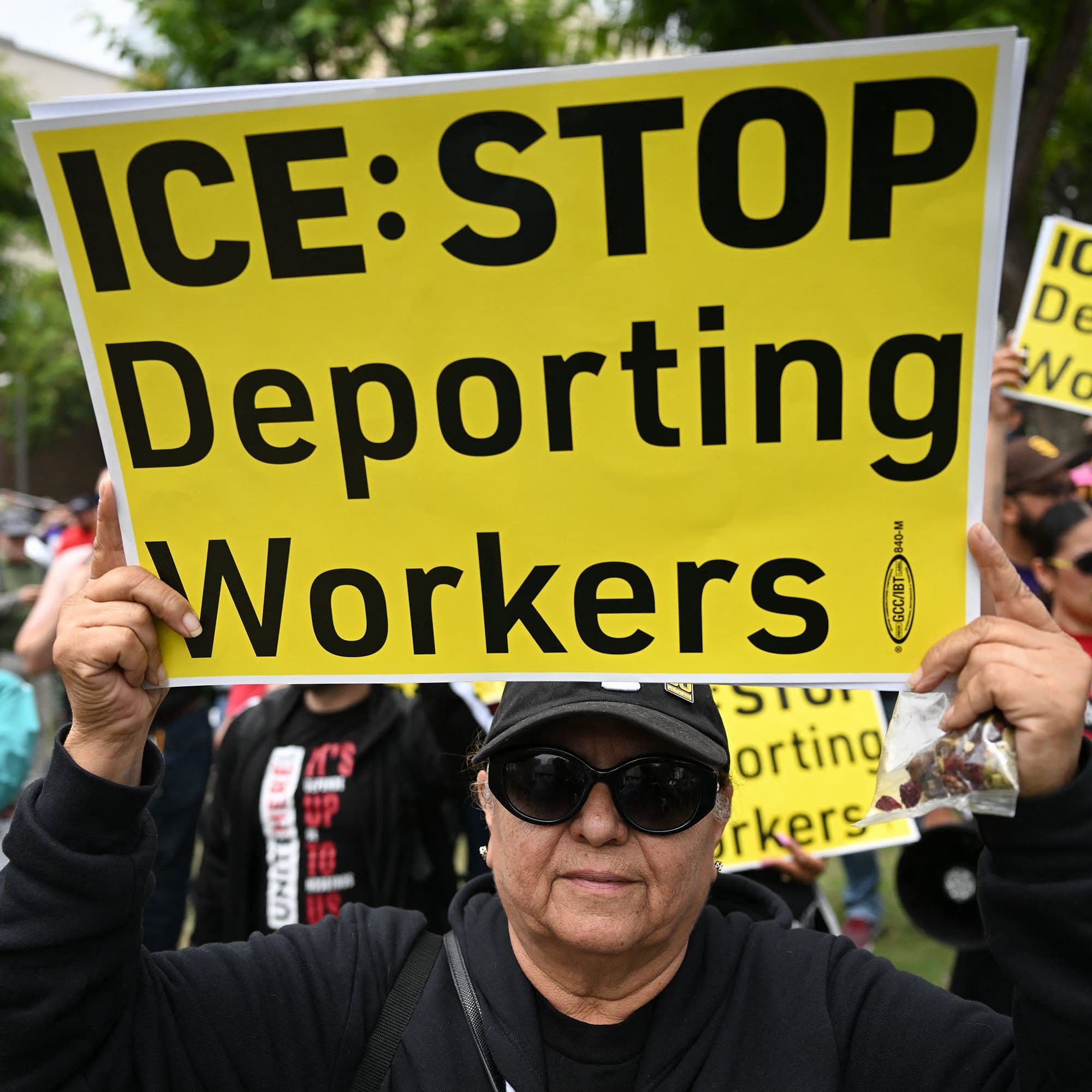 cover of episode How California ICE raids reverberate across the labor market
