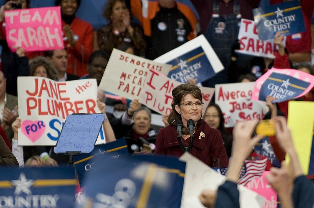 Sarah Palin campaigs in Virginia
