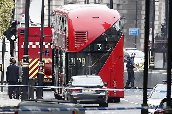 UK police treat Parliament crash as terrorism, man arrested
