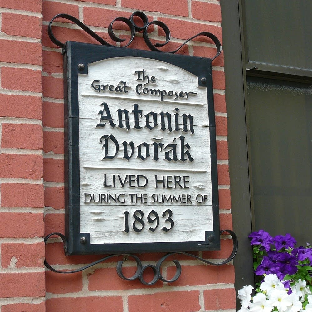 9f0e52-20130826-plaque-bily-