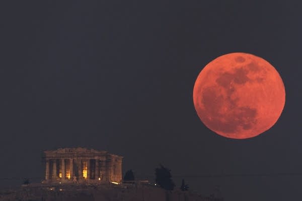 What Friday's extra-long lunar eclipse can tell us about Earth