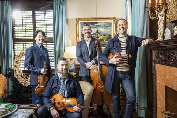 The Miro Quartet celebrates 30 years with a holiday recording