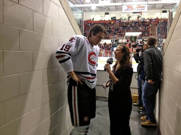 Minnesota superiority, kids who stick up for bullied kids, and a woman’s hockey history in St. Cloud (5×8 – 11/25/13)