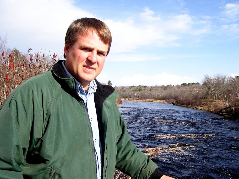 DNR fisheries expert