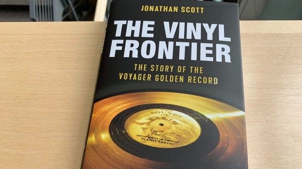 ff846c-20190521-vinyl-frontier.jpg