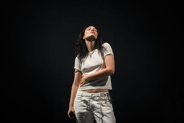 The Chart Show: Lorde steps into Hall of Fame with "What Was That"