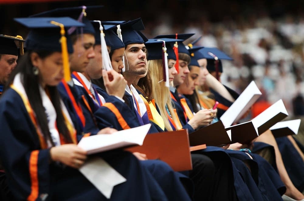 2012 Syracuse University Commencement