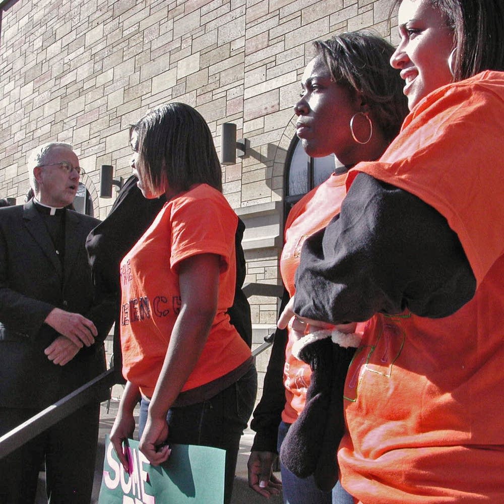 Large Crowd Rallies Against Hate Speech At St Thomas Mpr News