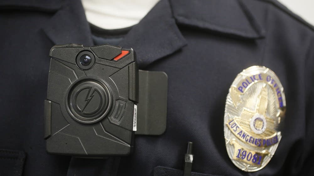 Minneapolis police start using body cameras Friday | MPR News