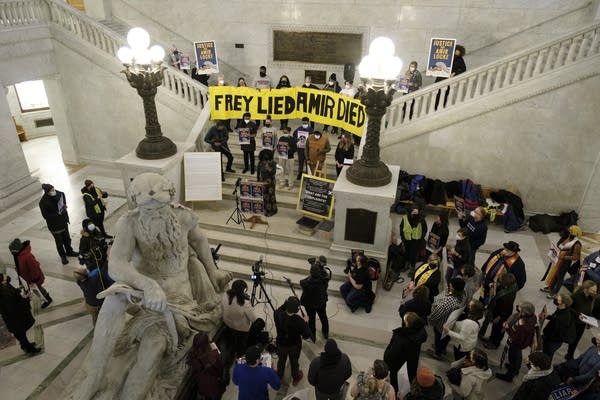 Dozens flood Mpls. City Hall with ethics complaints against Mayor Frey