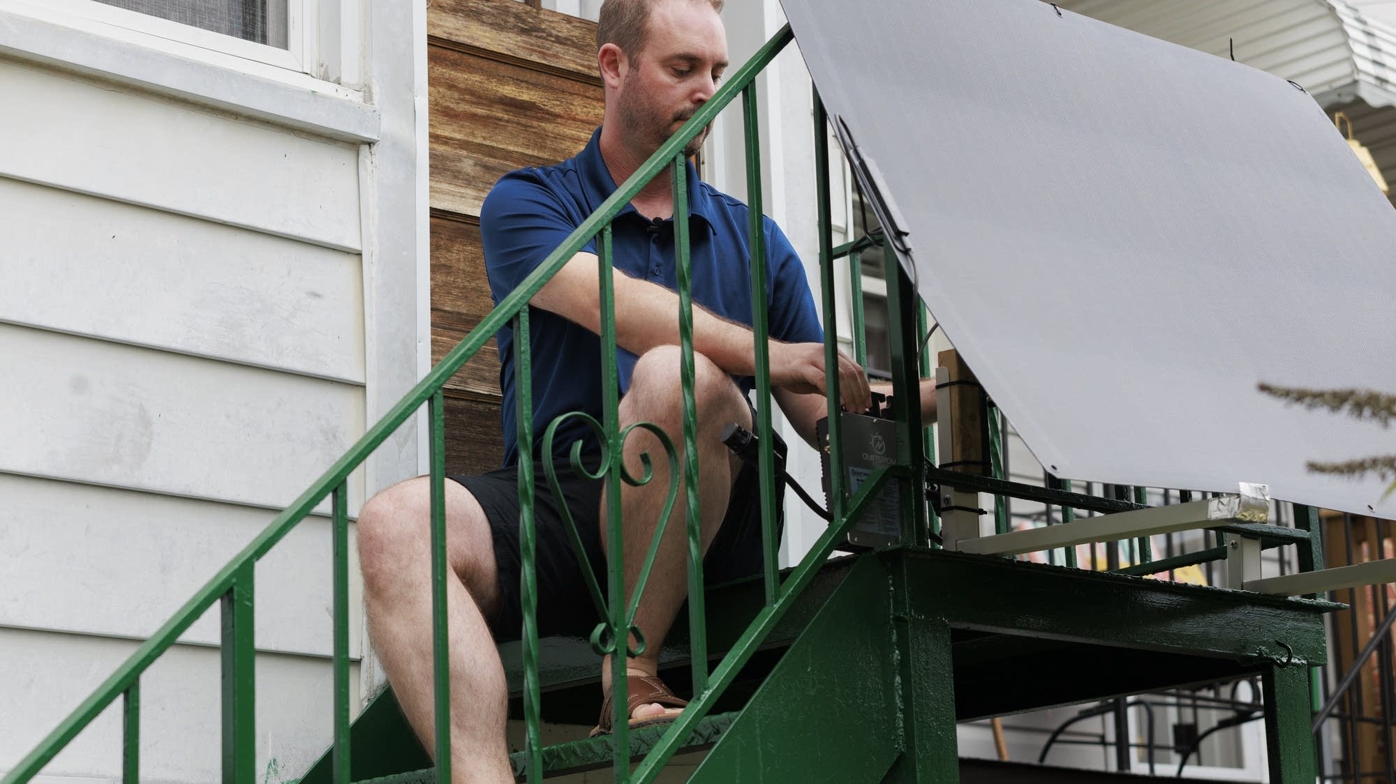 Minnesota among states considering plug-in solar power