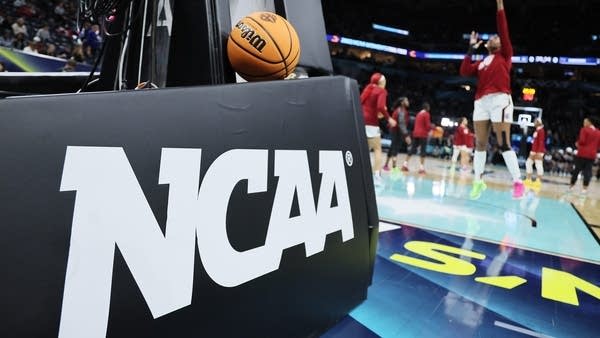 A major step toward paying college athletes