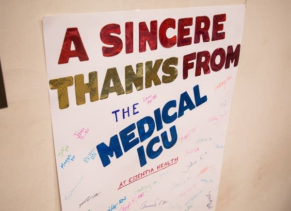 A poster that reads "A sincere thanks from the medical icu"