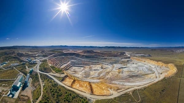 Can a huge mining industry merger make it to the finish line?