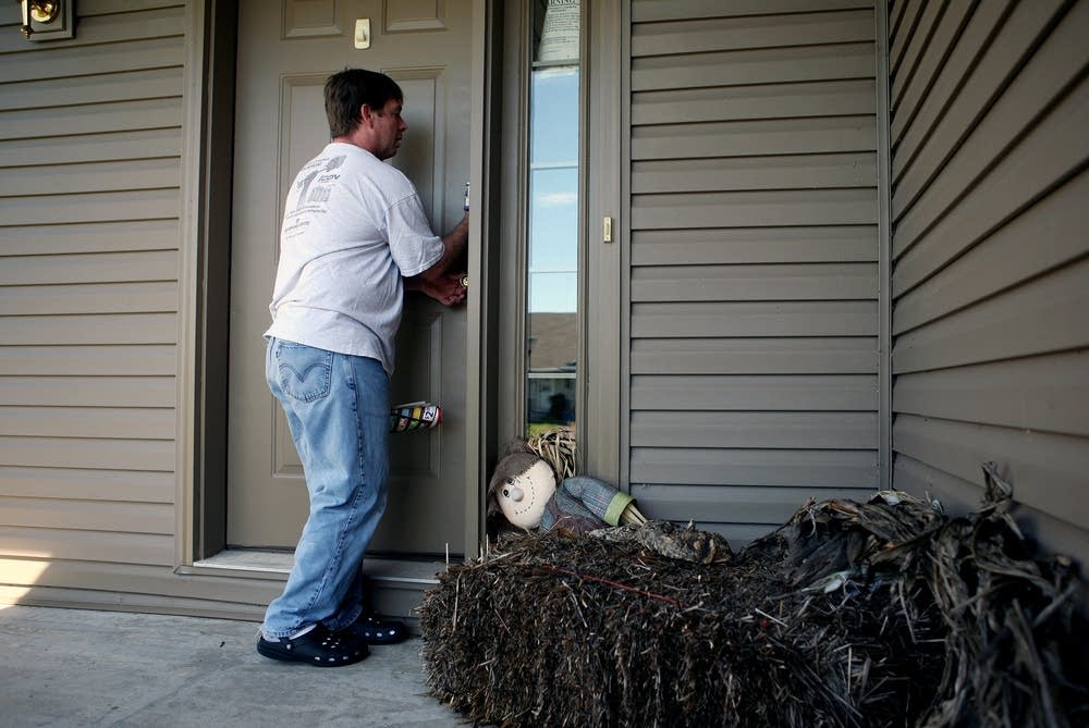 Locking up a foreclosed home