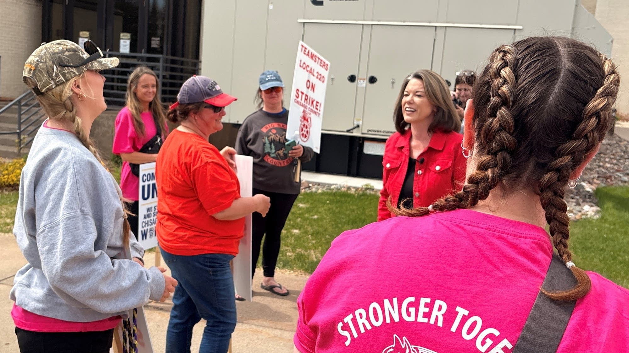 Chisago County workers with Teamsters Local 320 continue long strike
