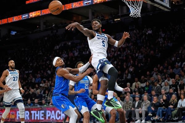 Timberwolves win for the 5th time in 6 games, beating the short-handed Mavericks 120-96