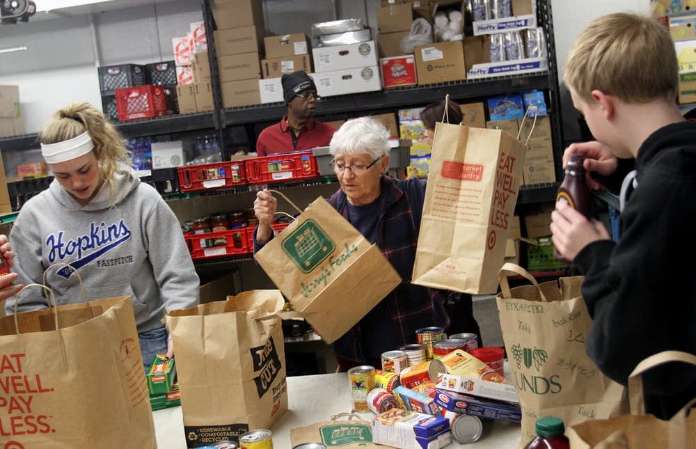 Sorting food