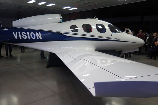 Cirrus unveils the Vision Jet