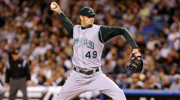 Jason Hammel #49 of the Tampa Bay Devil Rays delivers a pitch against the New York Yankees on September 13, 2006 at Yankee Stadium in New York City.
