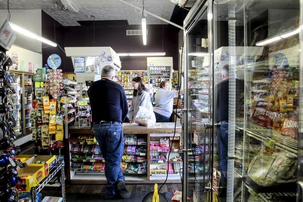 Minnesota SNAP recipients will receive partial benefits for November, timeline for EBT release unclear