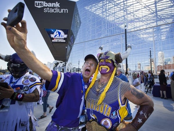 The Minnesota Vikings fan Syd Davy celebrates during the third day of the NFL  draft Saturday, April 30, 2022, in Las Vegas. (AP Photo/John Locher Stock  Photo - Alamy